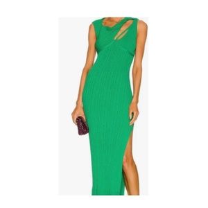 Aknavas Green Gown Size S